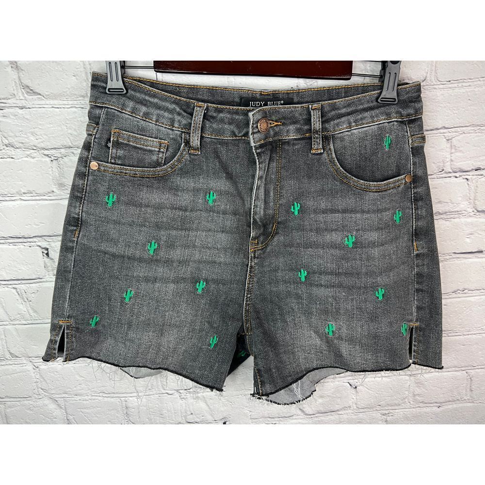 Judy‎ Blue Cactus Embroidered Raw Hem High Waist Shorts Grey Denim Size Large